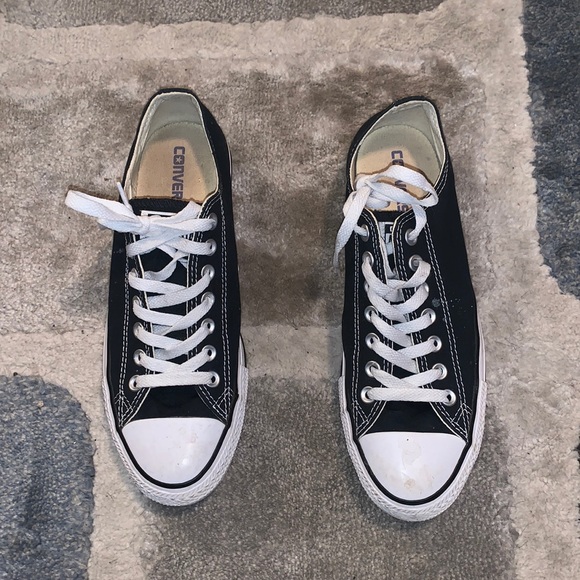Black and White Converse - Picture 1 of 2